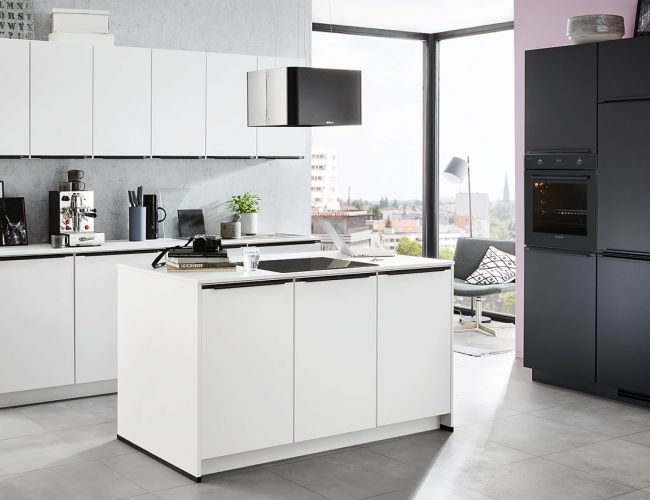 Küche mit Kochinsel