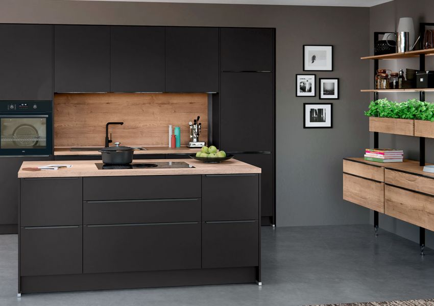 Küche mit Kochinsel